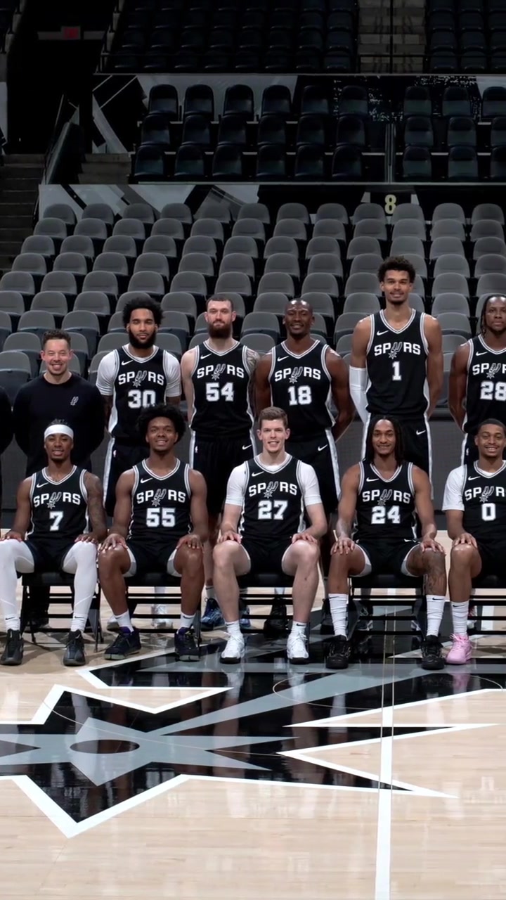 站位更靠近 站位更靠近