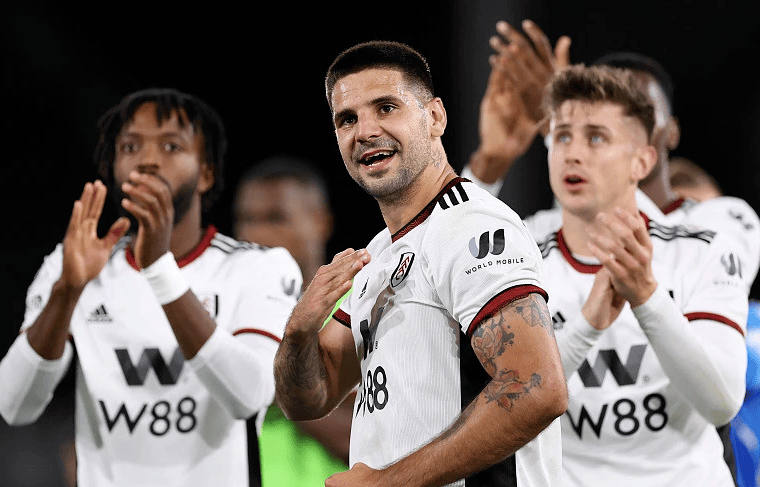 动与背身支 动与背身支