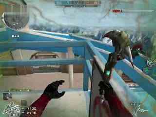 右外野低墙 右外野低墙